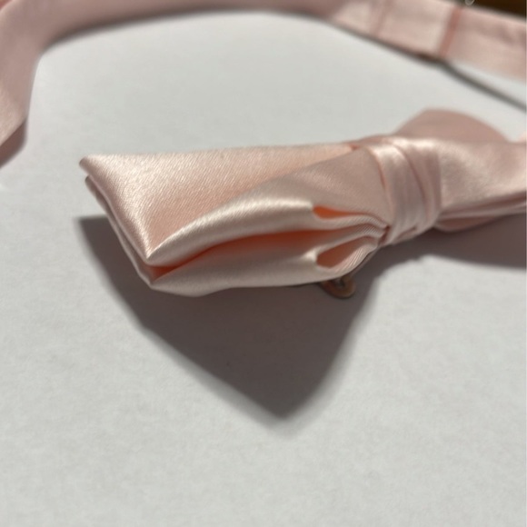 Bow Tie pink adjustable - Picture 3 of 5